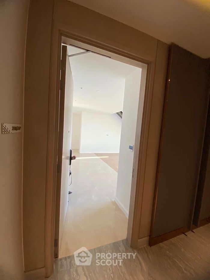 รูป ดูเพล็กซ์ 4-ห้องนอน ที่ แมกโนเลียส์ วอเตอร์ฟรอนท์ เรสซิเดนซ์ ใกล้ BTS สะพานตากสิน (ID 1792412) - รูปที่ 3/16