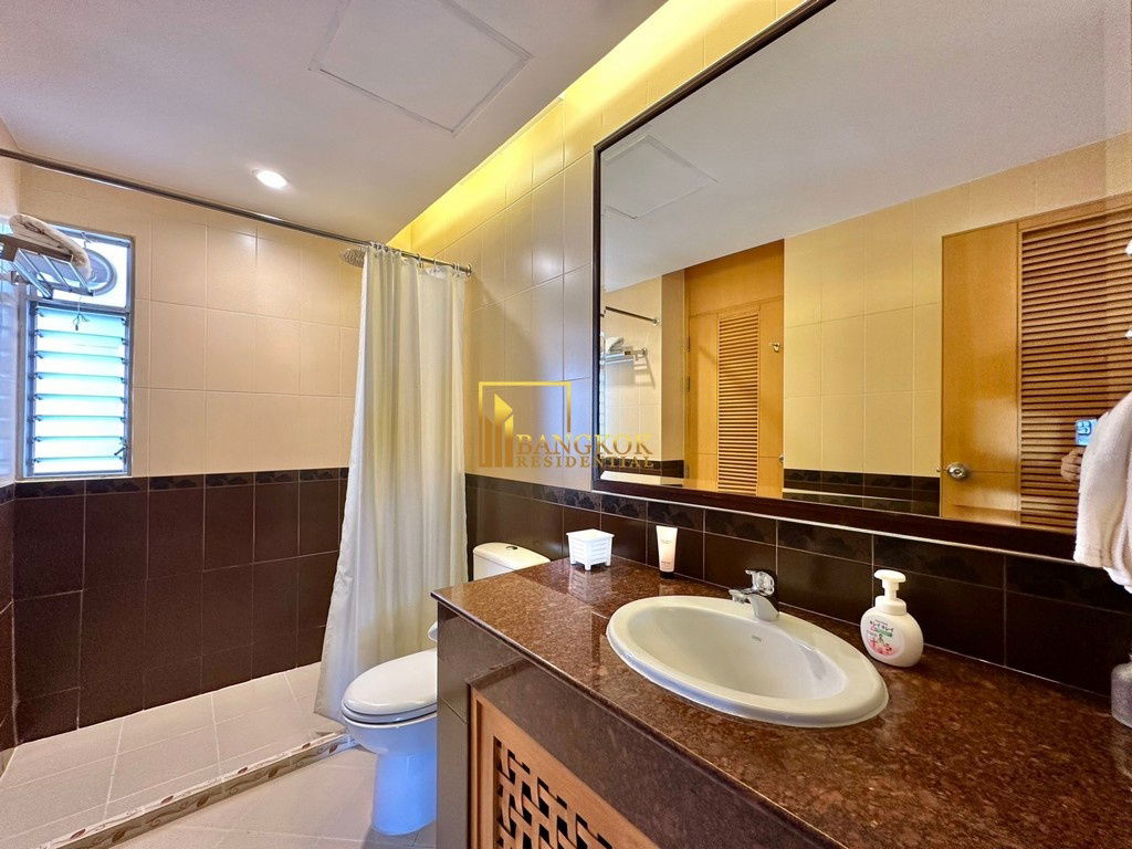 รูป Wonderful 2 Bedroom Apartment For Rent in Sathorn Area - BR0332AP - รูปที่ 12/36
