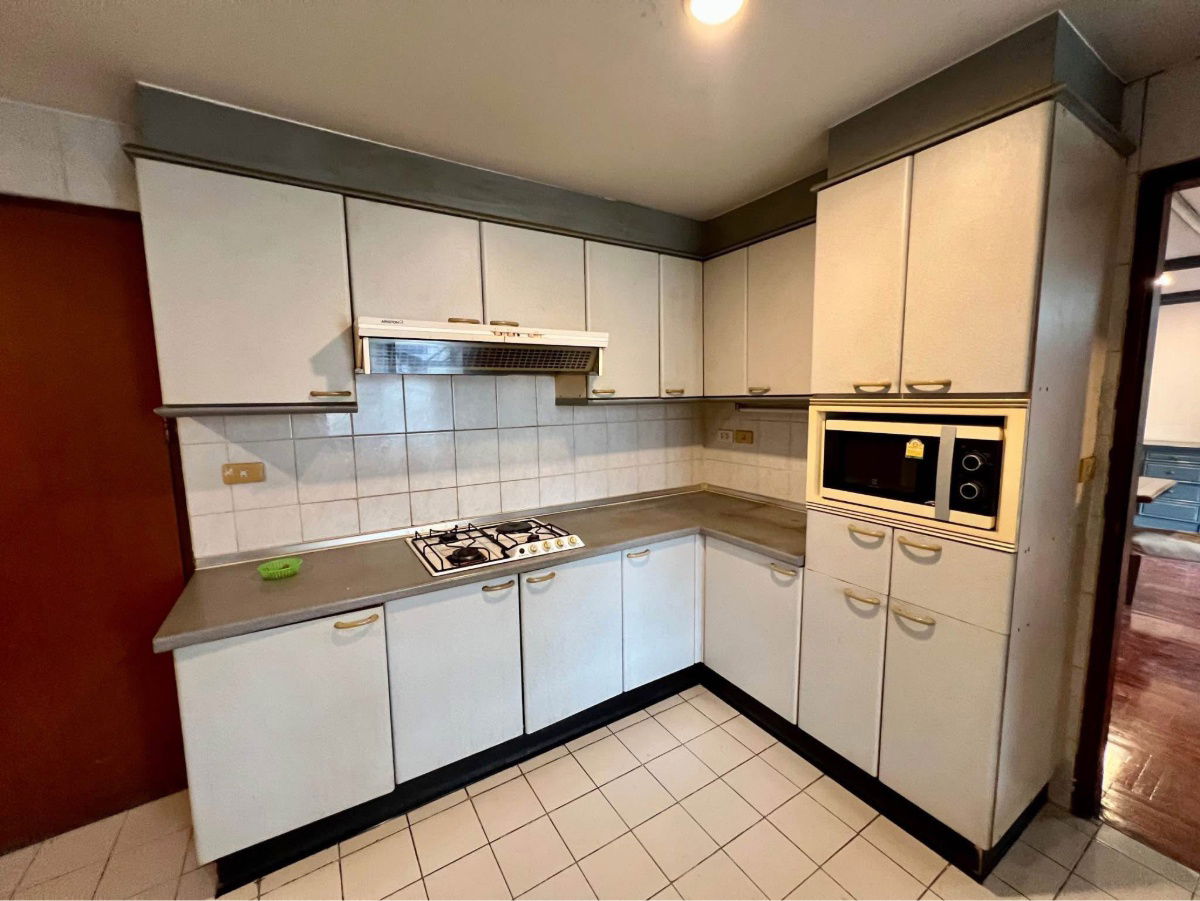 picture LTH13600 – Condo for Rent | Windsor Tower | 306 sqm | 3 Beds 4 Baths | 70,000 THB/Month - 17/19