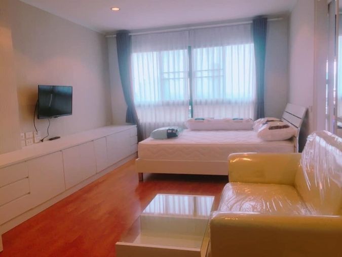 ห้องสวย เดินทางสะดวก  เป็นสัดส่วน  ลุมพินี วิลล์ สุทธิสาร