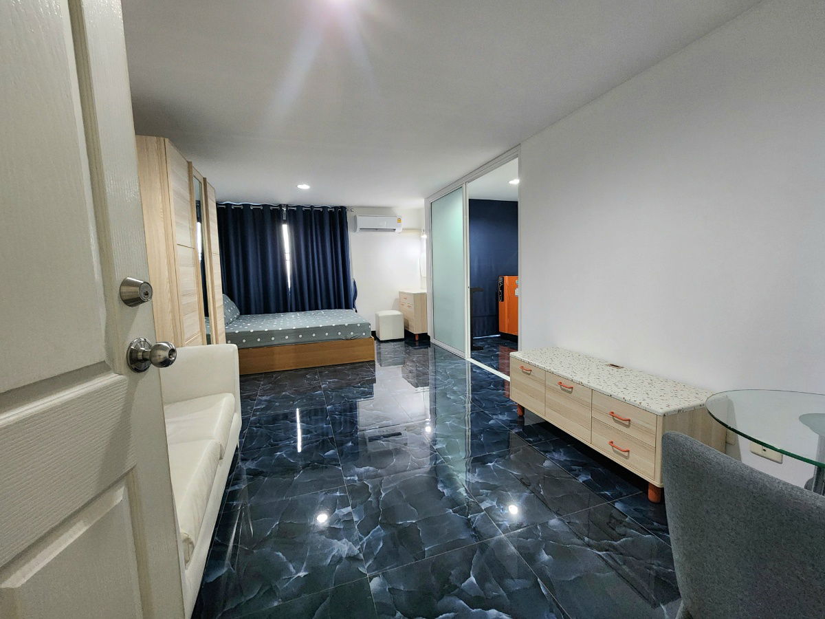 รูป **ห้องว่างครับผม รีโนเวทใหม่หมด!! คอนโดราคาดีที่สุดในทำเล**ให้เช่า เดอะ คอลัมน์ ราชพฤกษ์ Condo ทำเลบางกร่าง-ราชพฤกษ์ ใกล้ตลาดเจ้าพระยา พร้อมอยู่แล้ว - รูปที่ 4/39