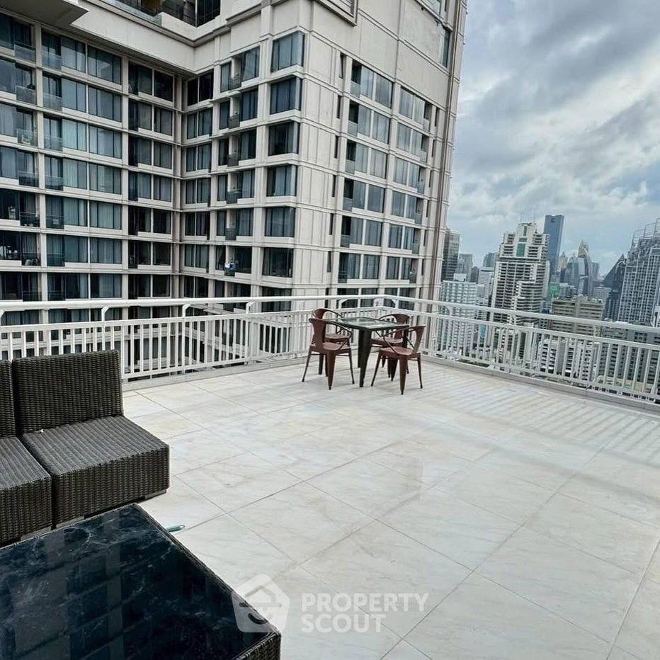 picture 2-BR Condo at Grand Park View Asoke near MRT Sukhumvit (ID 2353560) - 13/15