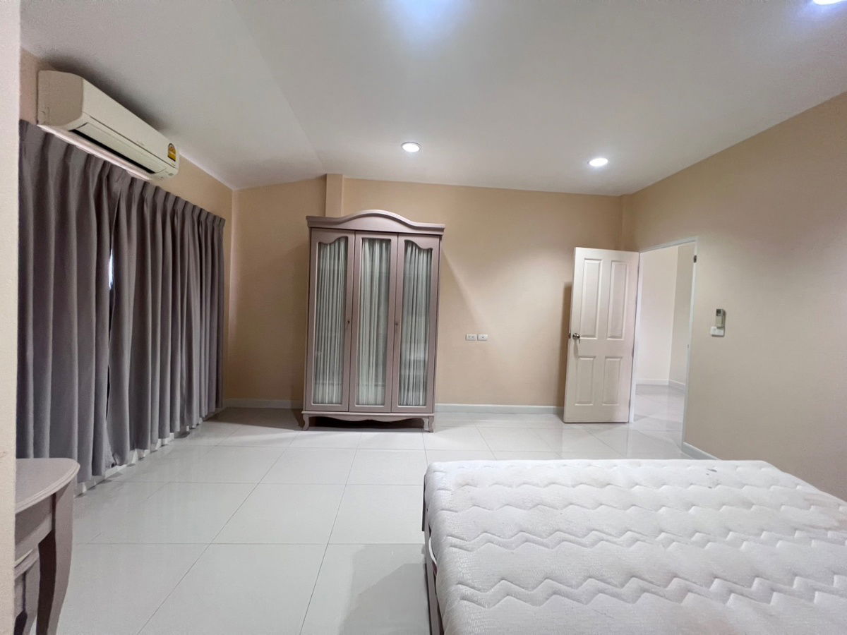 picture For Rent Single House in Pattaya near Satit Udomseuksa school - 27/29