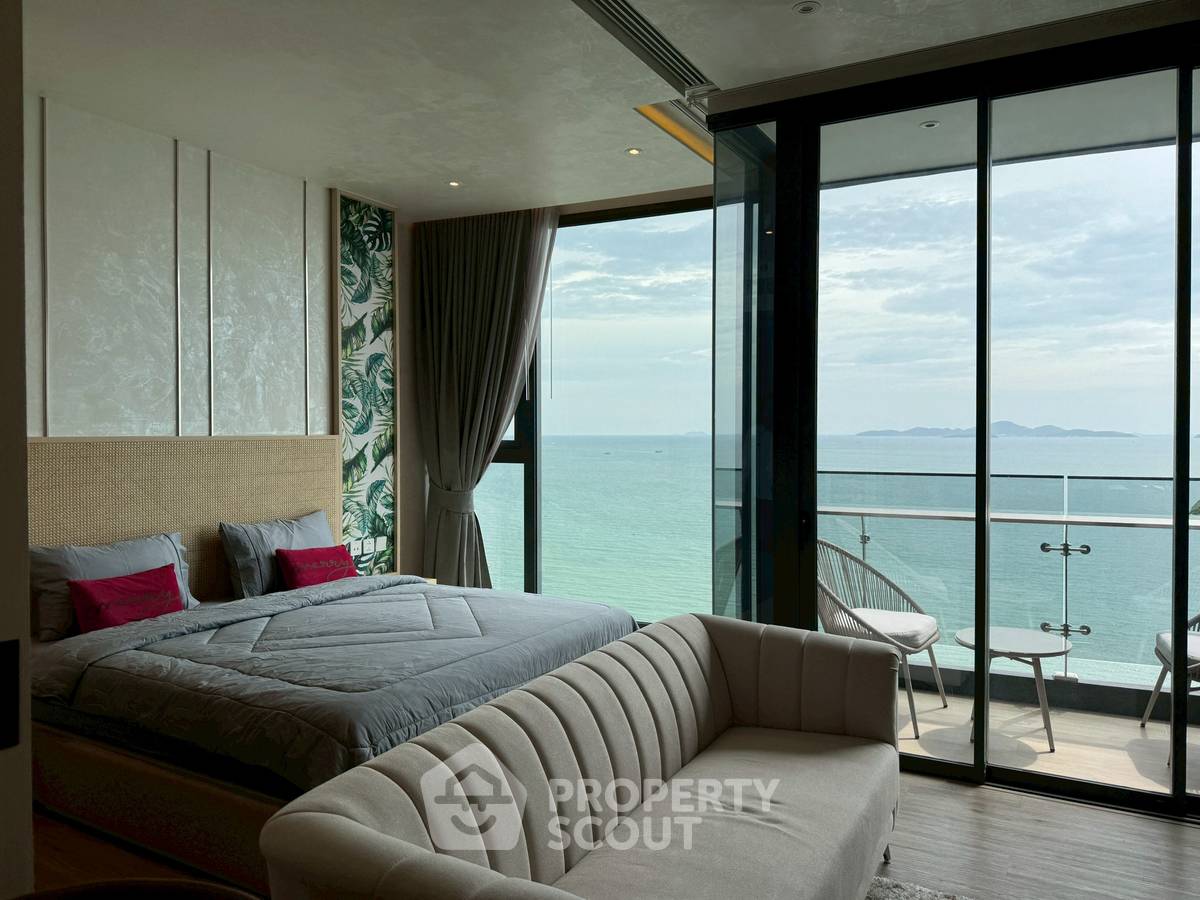 picture 1-BR Condo at AROM WONGAMAT close to Sanctuary of Truth (ID 2285304) - 2/11