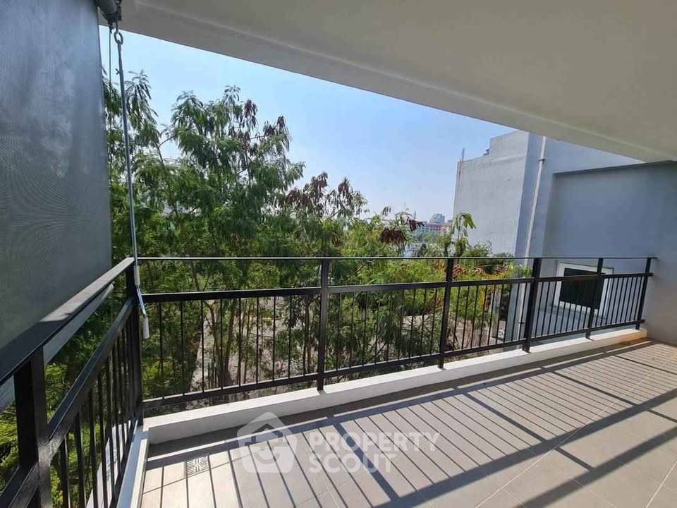 รูป คอนโด 1-ห้องนอน ที่ อิสธานัน คอนโด ใกล้ ถนนพระตำหนัก พัทยา (ID 2435993) - รูปที่ 10/12