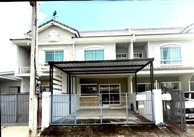 ทาวน์โฮม บางใหญ่ นนทบุรี : ขายต่ำกว่าทุน! อินดี้(บางใหญ่-ตรงข้ามเวสเกต) ทาวน์เฮ้าส์เหมือนใหม่ 2 นอน 3 น้ำ 2 ที่จอดรถ