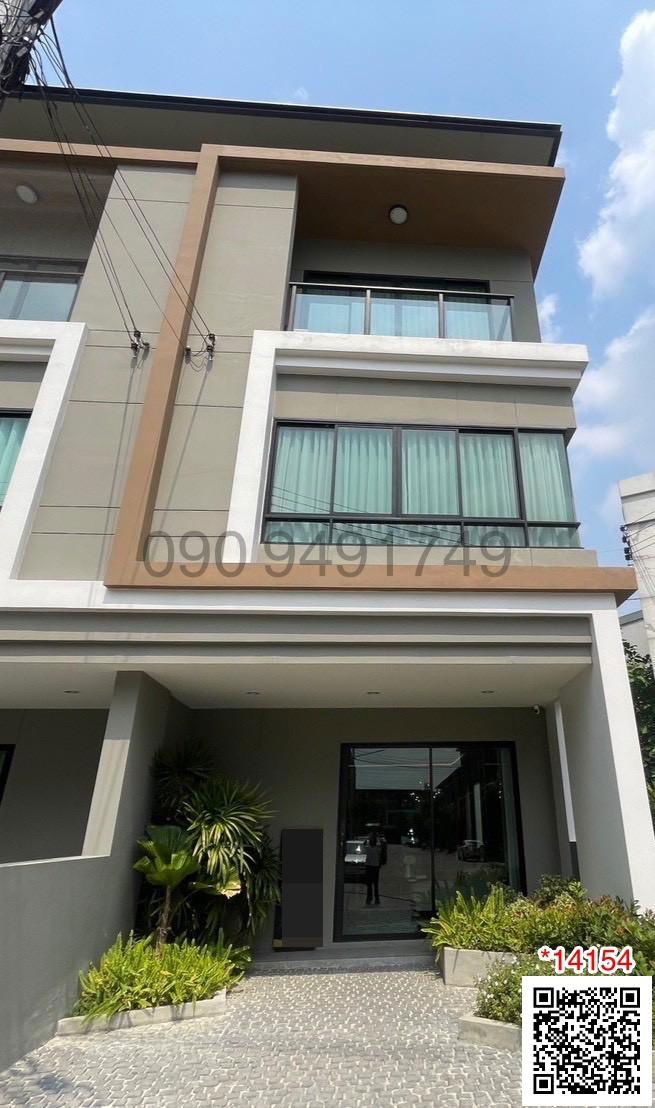 ทาวน์โฮมให้เช่า : เช่า ทาวน์โฮม 3 ชั้น ขนาด 4 ห้องนอน Premium Place พหลโยธิน - รามอินทรา