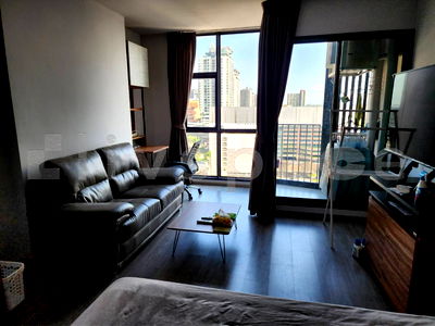 คอนโดให้เช่า : ▚ LD184ツ สำหรับเช่า Rhythm Ekkamai ห้องสตูดิโอ ราคาพิเศษ ⭐