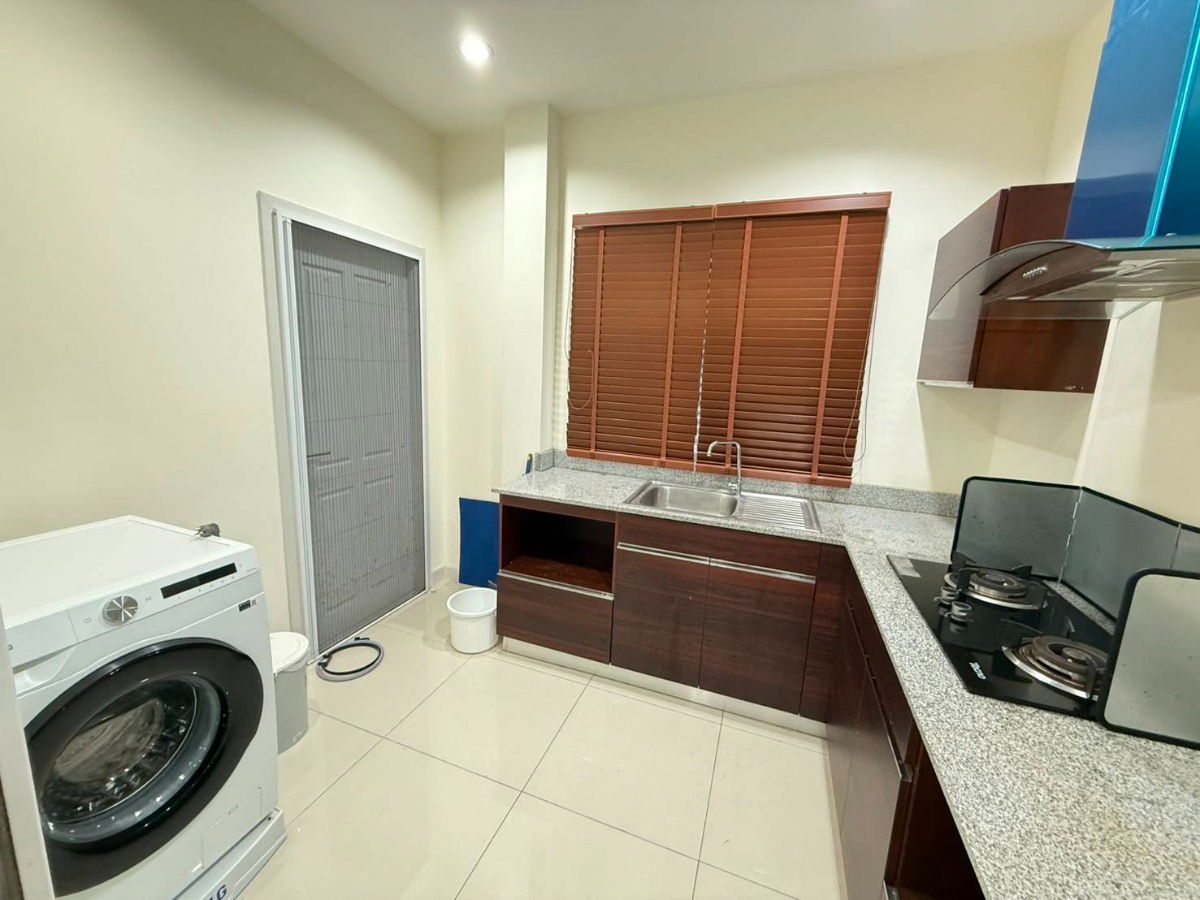 รูป ให้เช่าบ้านเดี่ยวสองชั้น 3 ห้องนอน 3 ห้องน้ำ 1 ห้องรับแขก 1 ห้องครัว - รูปที่ 6/18