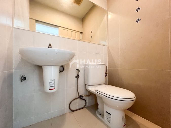 ขายทาวน์โฮม 3 ห้องนอน 167 ตร.ม. 24.2 ตร.ว. บ้านกลางเมือง เอสเซ้นส์ สาทร - ตากสิน 2