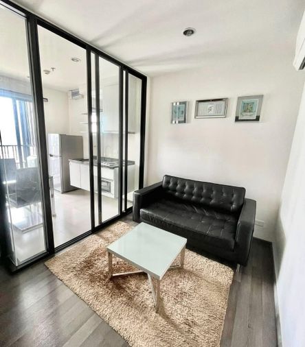 🏙️ The Base Park West Sukhumvit77 ห้องพร้อมอยู่ ใกล้ BTS อ่อนนุช ราคาน่าเลิฟ เพียง 15,00 บาท ทักไลน์ Line: @040gfhyr