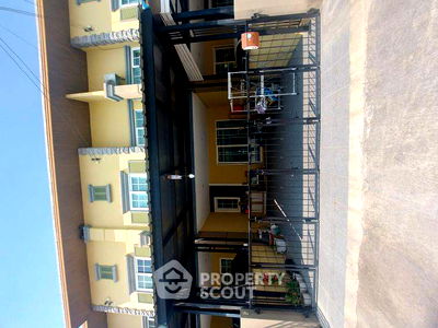 ทาวน์โฮม เมืองนนทบุรี นนทบุรี : ทาวน์เฮาท์ 4-ห้องนอน ใกล้ MRT ไทรม้า (ID 2431048)