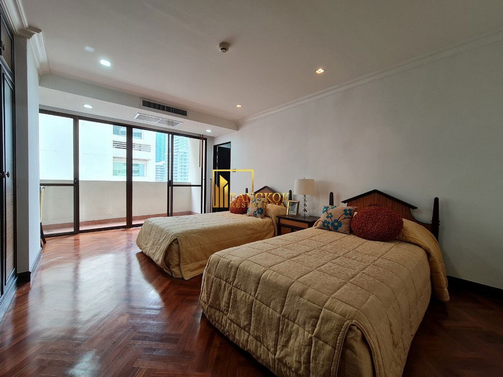 รูป Renovated 3 Bedroom Apartment in Asoke - BR0015AP - รูปที่ 13/33
