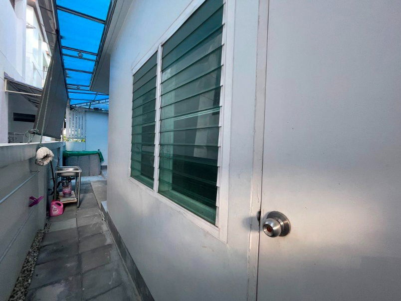 picture Nirvana Rama 9: Detached House for Sale with tenant 3Floors- House 240 sqm 3 bedrooms - 74/105