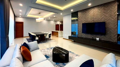 Houses for sale Chonburi : Thai Name - 3 Bedrooms Pool Villa for sale in Great Time Pool Villa HE0038