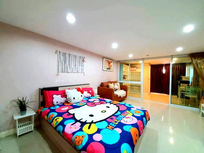 คอนโดให้เช่า : 🔥🔥🔥 ให้เช่าคอนโด ITF สีลม (( 45 ตรม / 13500 ต่อเดือน / ห้องสวยมาก ติดวอล์เปเปอร์ / โคมไฟระย้า )) ใกล้ BTS ช่องนนทรี และ ห้าง One Bangkok