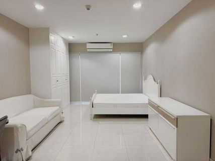 The Platinum【𝐒𝐄𝐋𝐋 & 𝐑𝐄𝐍𝐓】🔥Simple and cool white skylight style. Bright-toned furniture.🔥 Contact Line ID: @hacondo