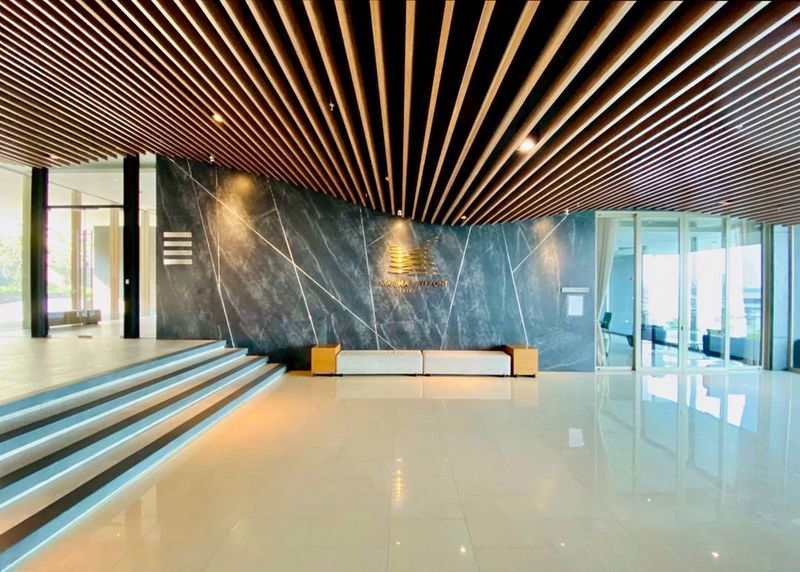 picture Luxury condo for sale in the heart of the city, seaside project, Marina Bay Front Sriracha - 17/19