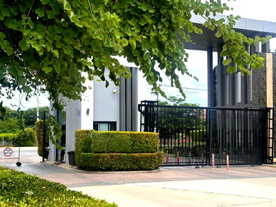 บ้านแฝด นนทบุรี : ขายด่วน บ้านแฝด หมู่บ้าน Casa Ville Bangyai  คาซา วิลล์ บางใหญ่