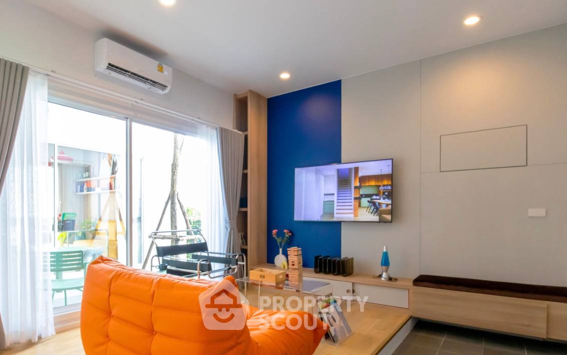 รูป ทาวน์เฮาท์ 3-ห้องนอน ใน สันพระเนตร (ID 2438771) - รูปที่ 4/8