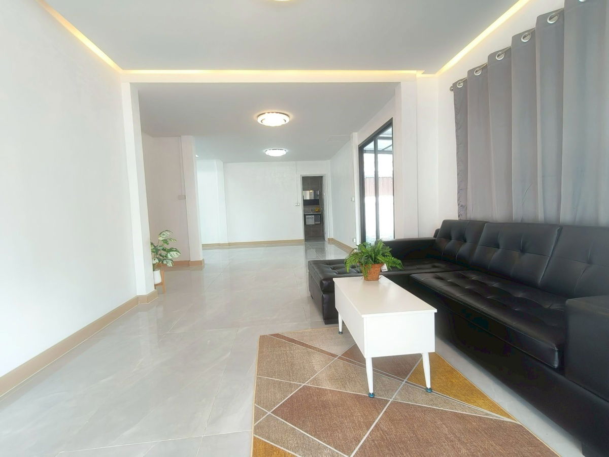 รูป บ้านเดี่ยว มีนบุรี คลองสามวา นิมิตใหม่ เคซีการ์เด้นโฮม 6 4บ้าน 4 ห้องนอน มีห้องนอนชั้นล่าง ต่อเติมเต็ม มีที่จอดรถ 3 คัน นัดชมโทรเลย 085-318-6868 - รูปที่ 10/31