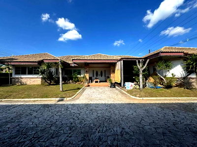 เช่าบ้านเดี่ยว ริมปิง ซูเปอร์มาเก็ท : ให้เช่าบ้าน 240 ตรว ในเมืองเชียงใหม่ รวมโชค หมู่บ้านเชียงใหม่การ์เด้นแลนด์ T.0946511456