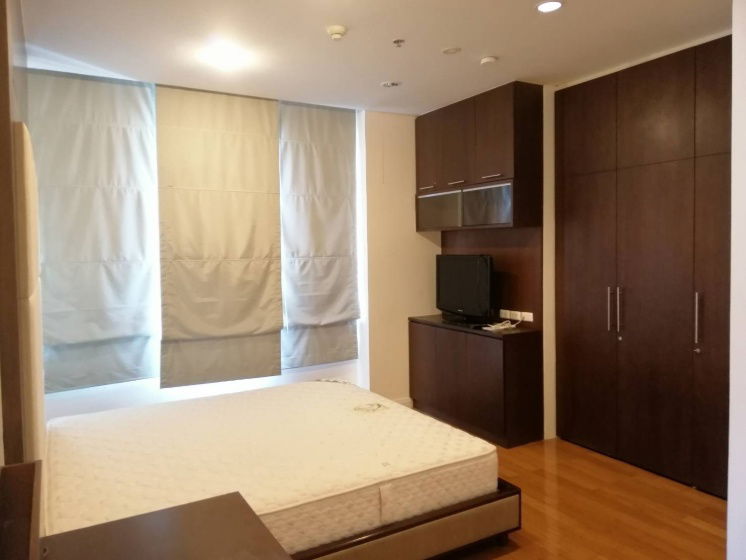picture For Rent Condo The Royal Saladaeng fully furnished (S15-21587) - 9/12