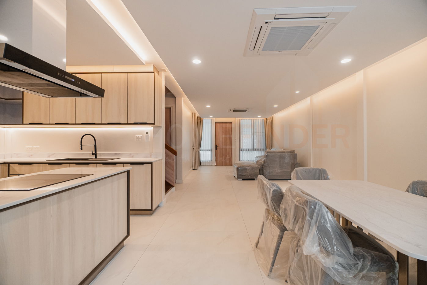 picture House in Phrom Phong 3 bedrooms, for rent - 14/21