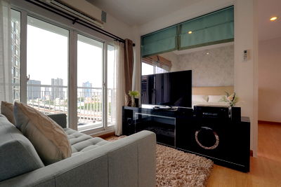 ขายคอนโด : ขายคอนโด Parkland grand taksin