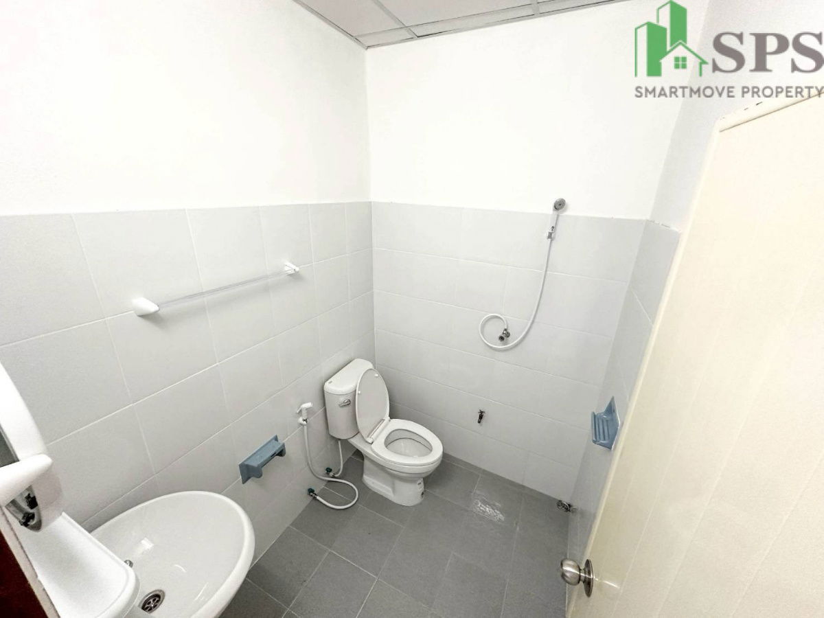 picture Townhome for rent on Sukhumvit 101/1 (SPSAD3603) - 6/9