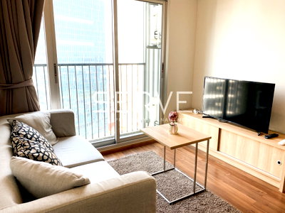 Condos for rent : 2 Beds High Fl. 20+ City View Fully furnished Good Location Next to MRT Thailand Cultural Centre Station 80 m.  @ Noble Revolve Ratchada 2