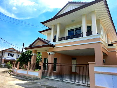 บ้านเดี่ยว วิทยาลัยศิลปหัตถกรรมกรุงเทพ : ขายบ้านเดี่ยว 2 ชั้น สินธนา กรีนวิลล์ เฟส 2 นวมินทร์ 50 ทำเลทอง ใกล้เดอะมอลล์บางกะปิ 