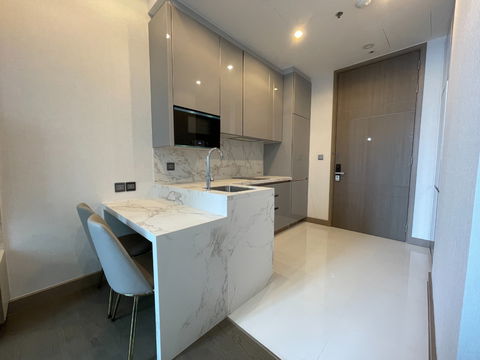 ให้เช่า 1 ห้องนอน 35 ตร.ม พร้อมเข้าอยู่ -- โทรด่วน 094-641-5974