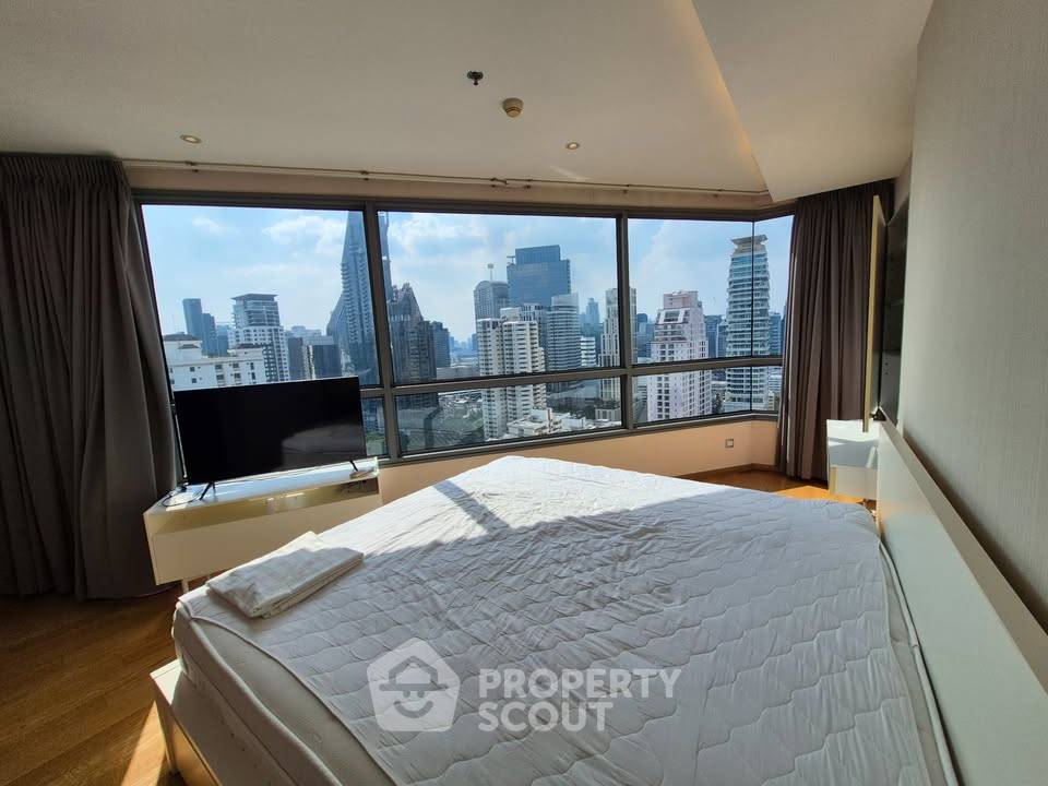 รูป คอนโด 2-ห้องนอน ที่ เอช สุขุมวิท 43 ใกล้ BTS พร้อมพงษ์ (ID 2377328) - รูปที่ 3/6