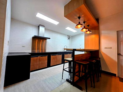 โฮมออฟฟิศ กรุงเทพมหานคร : บ้านทาวน์โฮม 3 นอน 4 ห้องน้ำ ทำเล นวลจันทร์ นวมินทร์ เกษตร-นวมินทร์ รามอินทรา