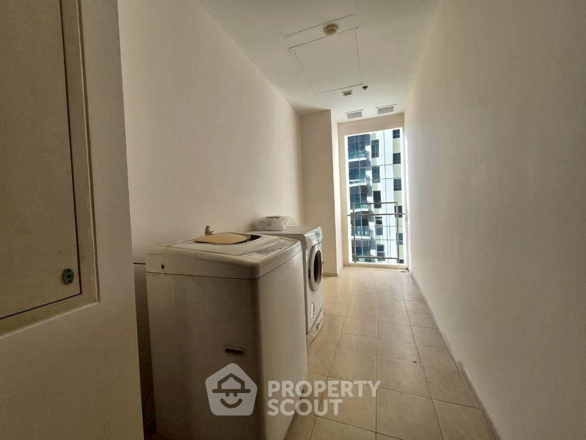 picture 2-BR Condo at The Madison near BTS Phrom Phong (ID 2437624) - 10/20