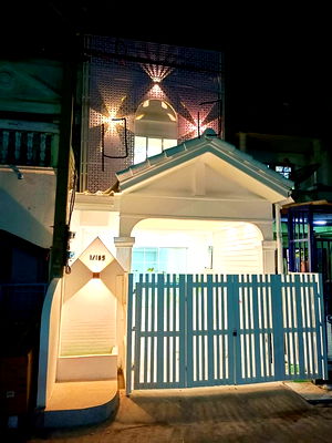 Townhouses for rent วิทยาลัยพยาบาลทหารอากาศ : WS5726 [Rent] Townhouse Amporn Place 💰 Rent • 15,000 baht/month 📍 BTS Khu Khot