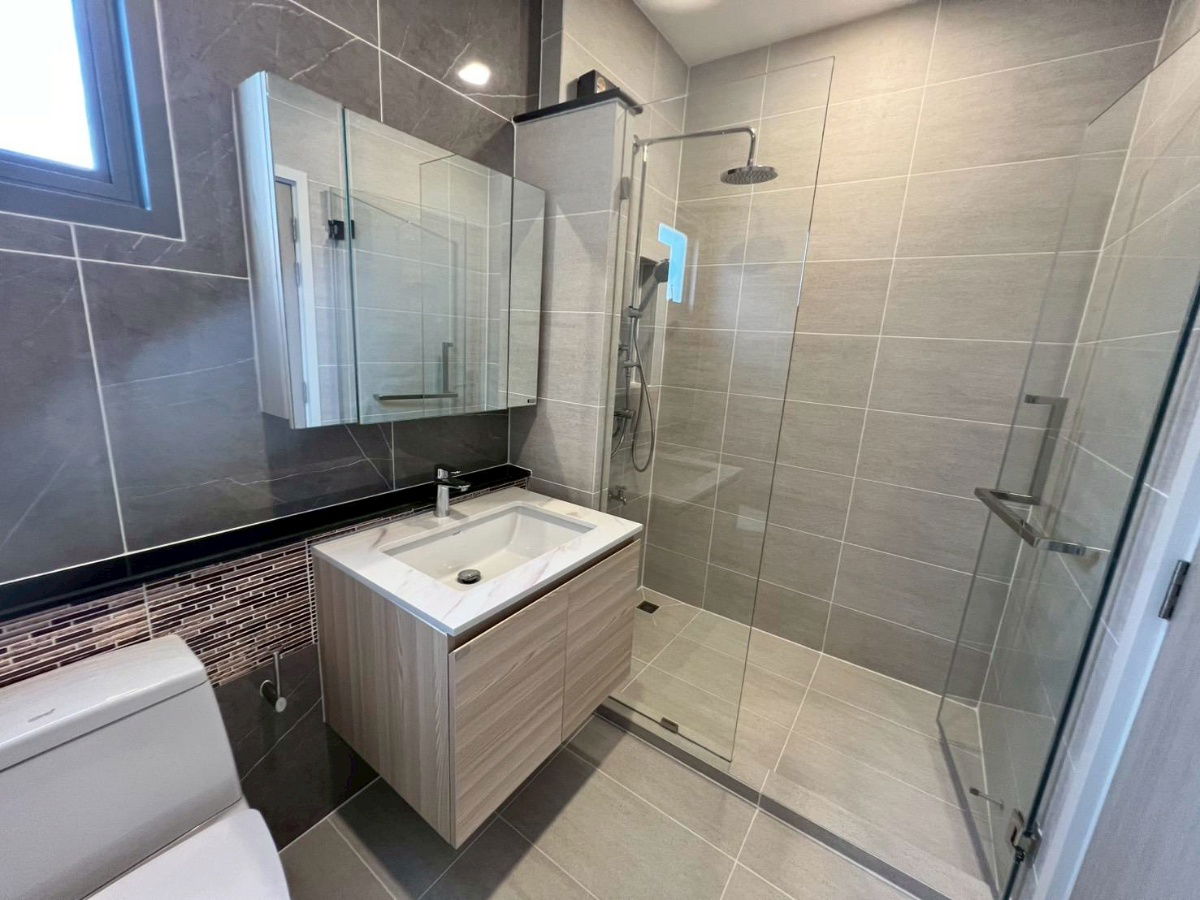 รูป LB065 บ้านใหม่ตกแต่งครบ พร้อมเข้าอยู่ – Perfect Place แจ้งวัฒนะ 2 ทำเลเด่นโซนกรุงเทพตะวันตก ใกล้โรงเรียนนานาชาติและสิ่งอำนวยความสะดวกครบครัน - รูปที่ 11/18