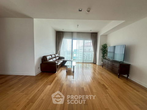 คอนโด 3-ห้องนอน ที่ มิลเลนเนียม เรสซิเด้นส์ แอท สุขุมวิท คอนโดมิเนียม ใกล้ BTS อโศก (ID 2339652)