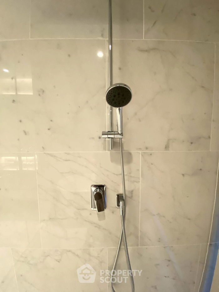 picture 1-BR Condo at Tonson One Residence near BTS Chit Lom (ID 2280440) - 9/12