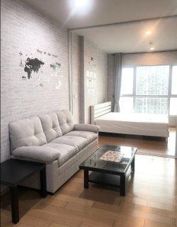 รูปภาพ  Hive Sathorn. 1bed 41sqm. Line id: @pfagent