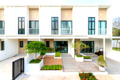 ทาวน์โฮม ศาลจังหวัดเชียงใหม่ : ทาวน์โฮมใหม่ใกล้ตัวเมืองเชียงใหม่