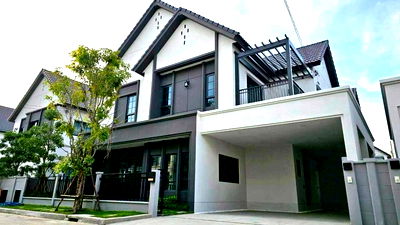 Houses for rent เทสโก้โลตัส บางพลี : Lb071 For Rent – Luxury Modern Detached Home, Centro Bangna Phase 2