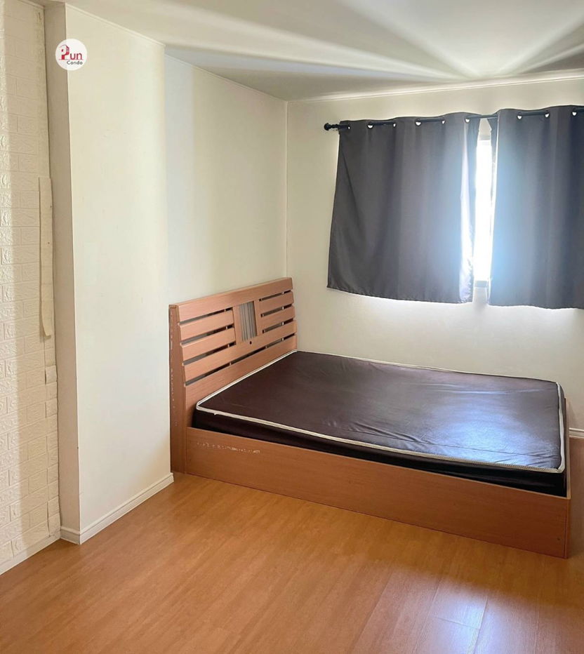 picture Lumpini township condo for rent. - 2/21
