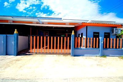 บ้านเดี่ยว นิคมอุสาหกรรมเอเชีย : ขายบ้านเดี่ยวชั้นเดียว 50 ตร.ว. ฟังก์ชันครบ 3 ห้องนอน ใกล้นิคมฯ มาบตาพุด  ห้วยโป่ง ระยอง