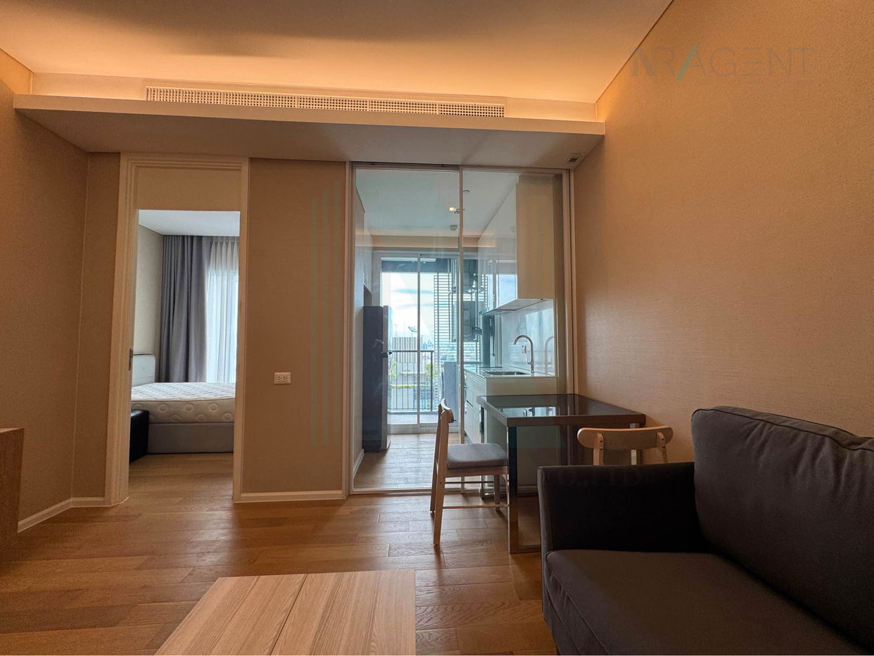 picture 🚩 For Rent Condo THE SAINT RESIDENCES Building A, Floor 39,1 bed room, Room size 35 sqm - 6/8