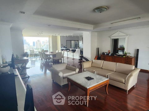3-BR Condo at DS Tower 1 near BTS Phrom Phong (ID 2439516)