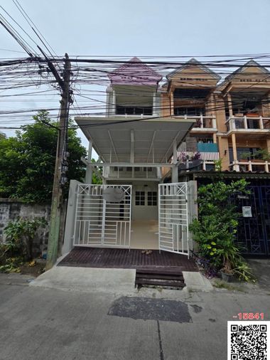 ขาย ทาวน์โฮม 3 ชั้น ซอยพหลโยธิน 59  ใกล้ BTS พหลโยธิน 59