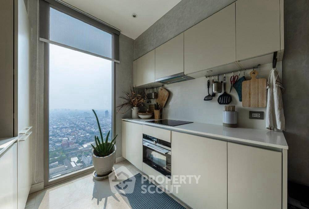 picture 2-BR Condo at Magnolias Waterfront Residences near BTS Saphan Taksin (ID 2269618) - 4/10