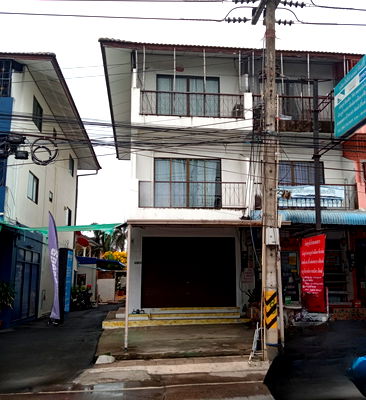 อาคารพาณิชย์ ชลบุรี : ขายอาคารพาณิชย์ 3 ชั้น ทำเลดี ซอยเนินพลับหวาน พัทยา